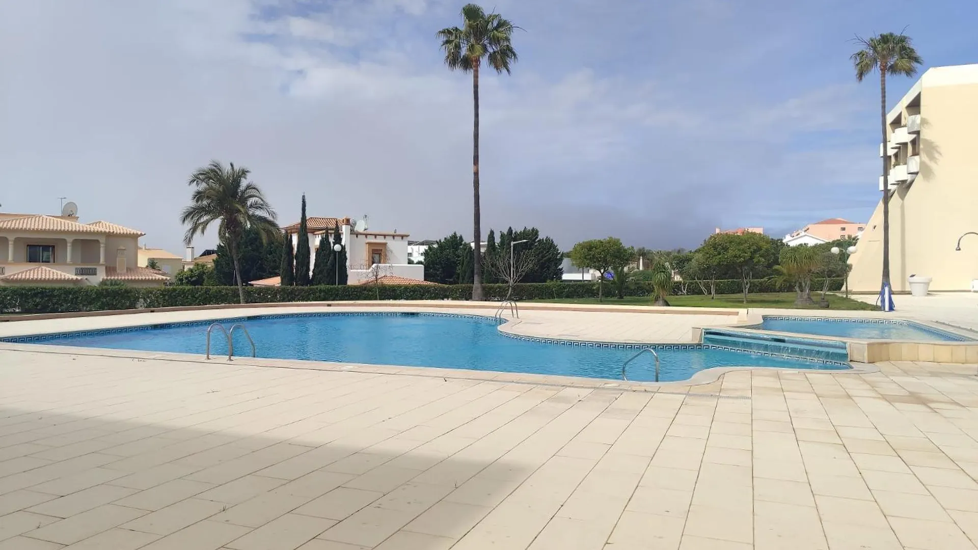 Ground Floor Palmeira Villa With Pool Albufeira Portugalsko
